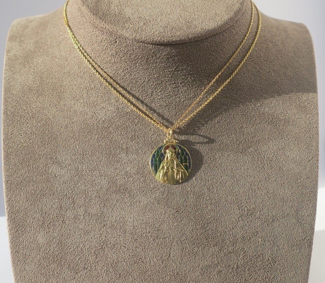 Pendentif BECKER Jésus Christ en or jaune et émail