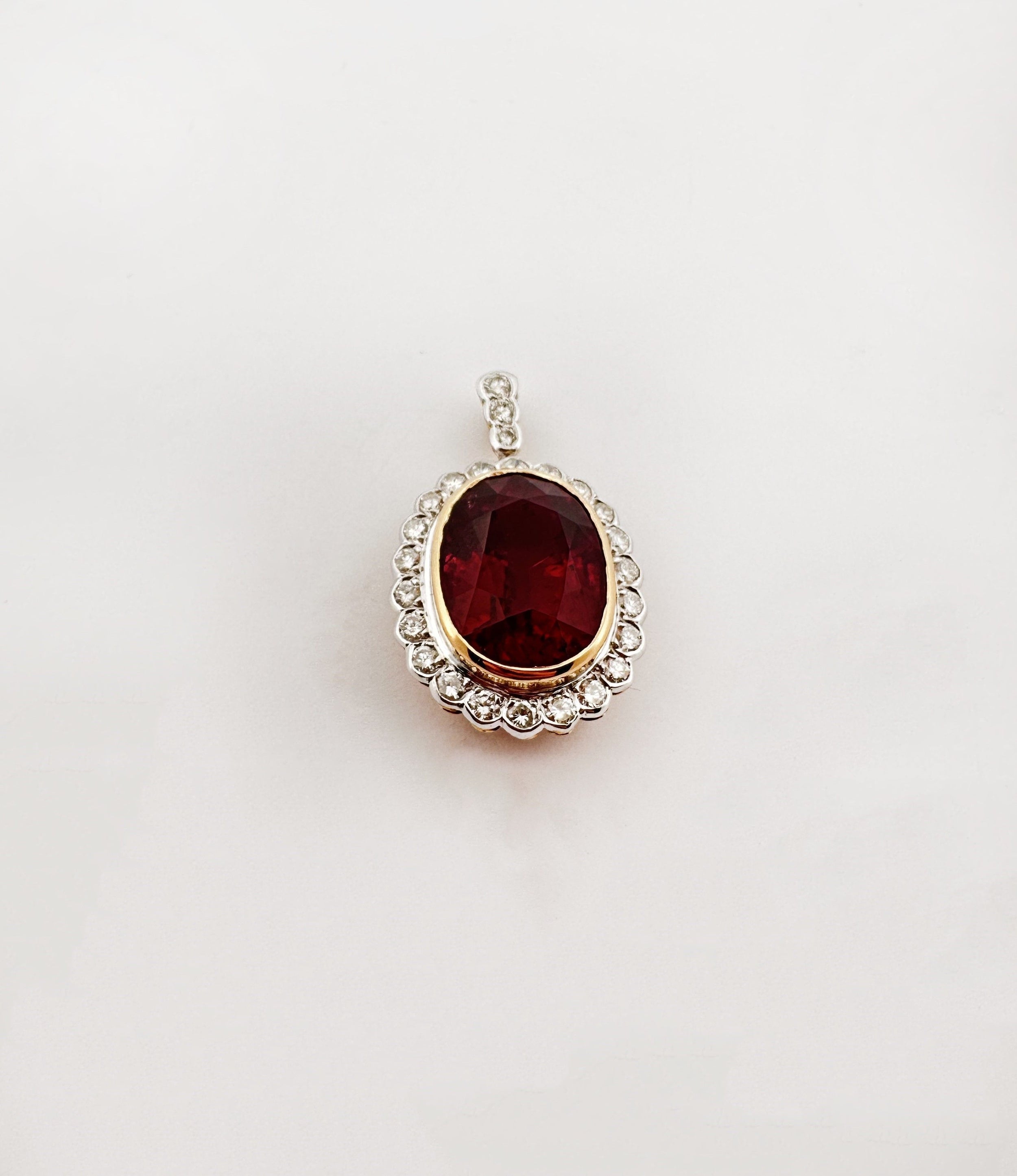 Pendentif marguerite en or deux tons tourmaline et diamants