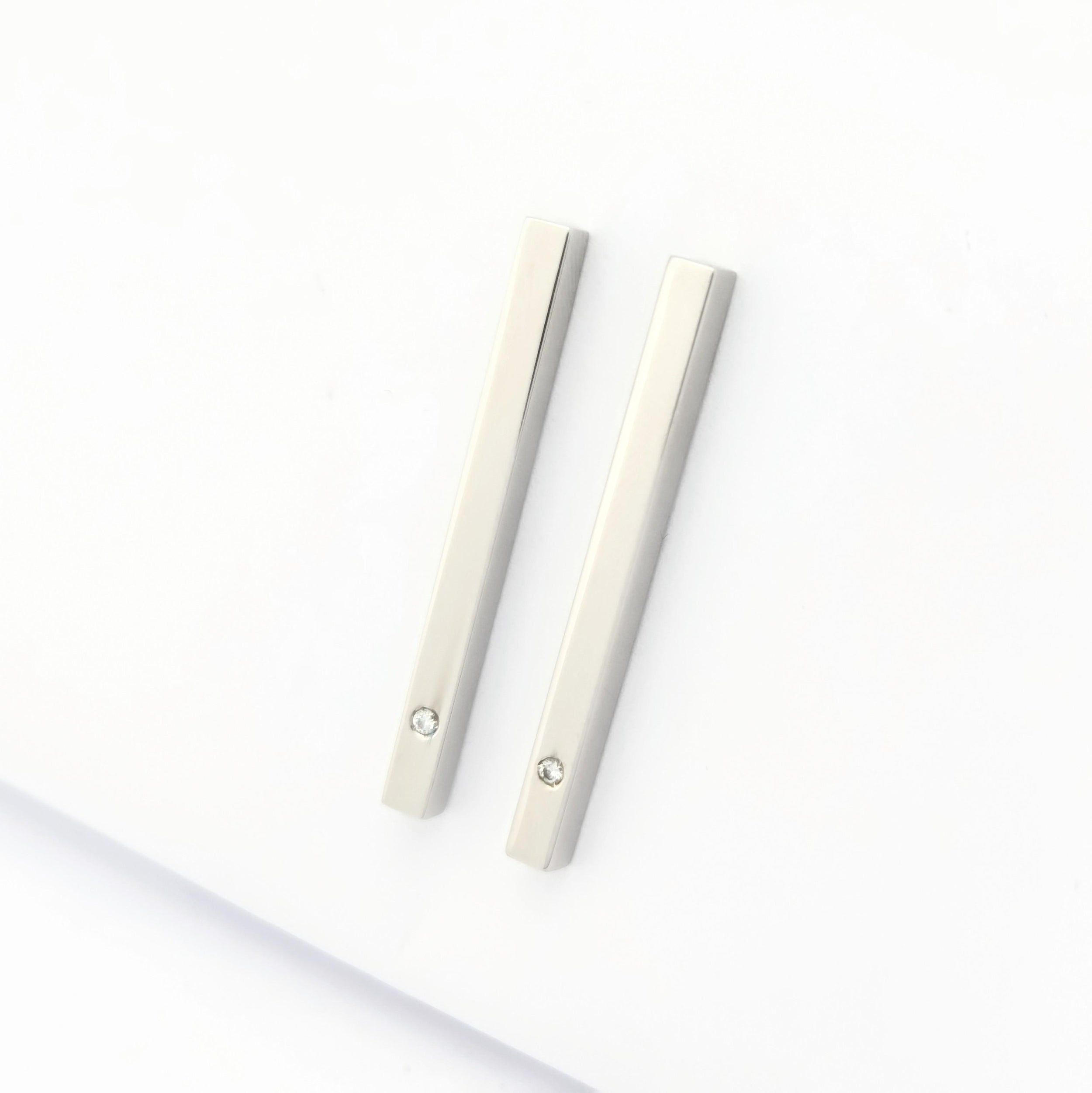 Boucles d'oreilles en or blanc et diamants