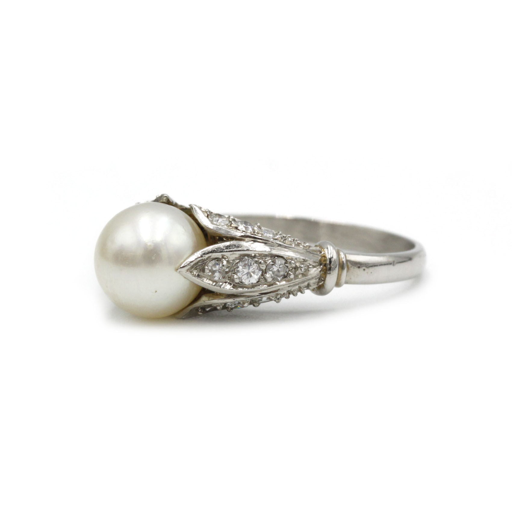 Bague - Or, diamants et perle