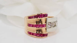 Bague en or, diamants et pierres rouges