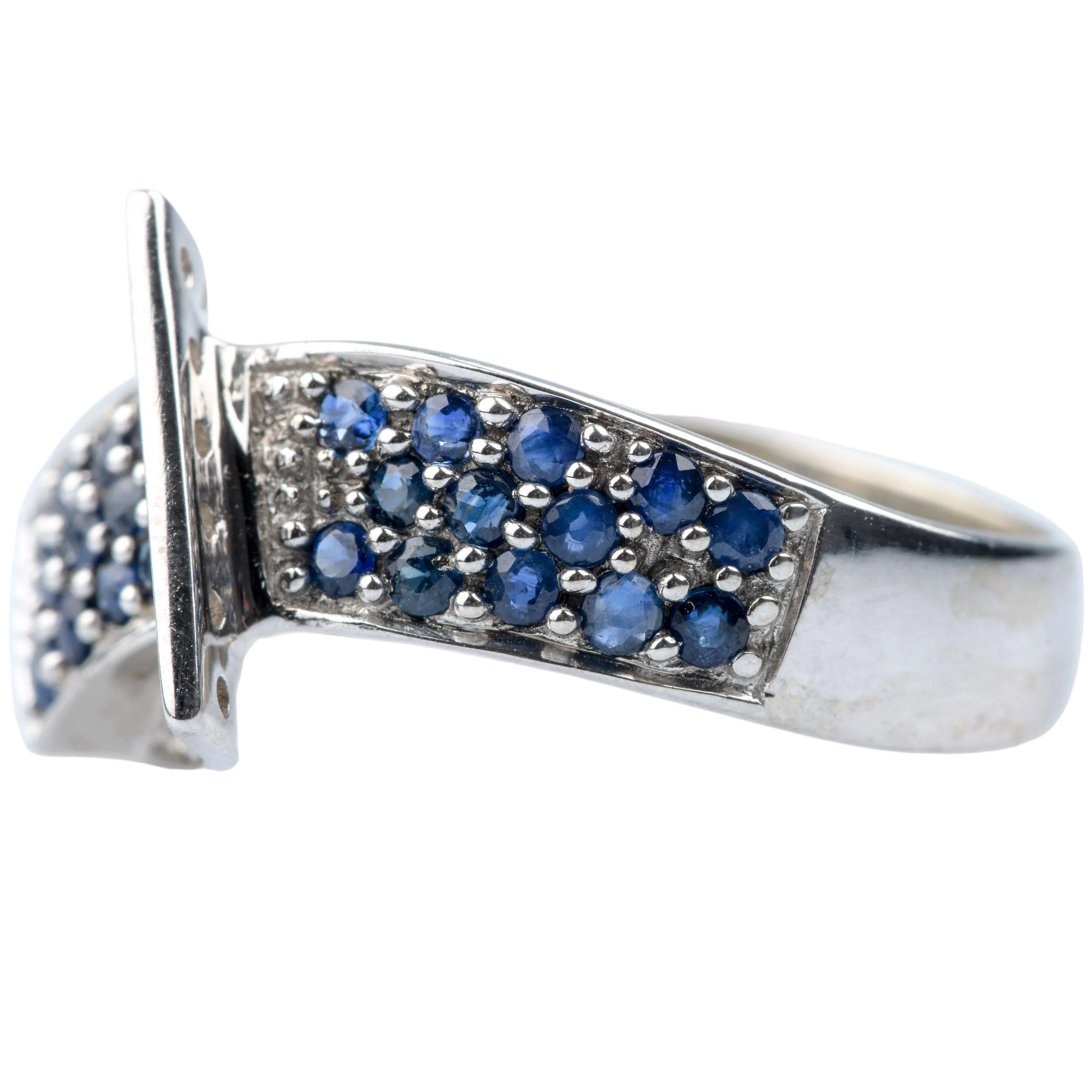 Bague en or jaune, saphirs et diamants