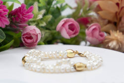 Bracelet perles baroques en or jaune et perles