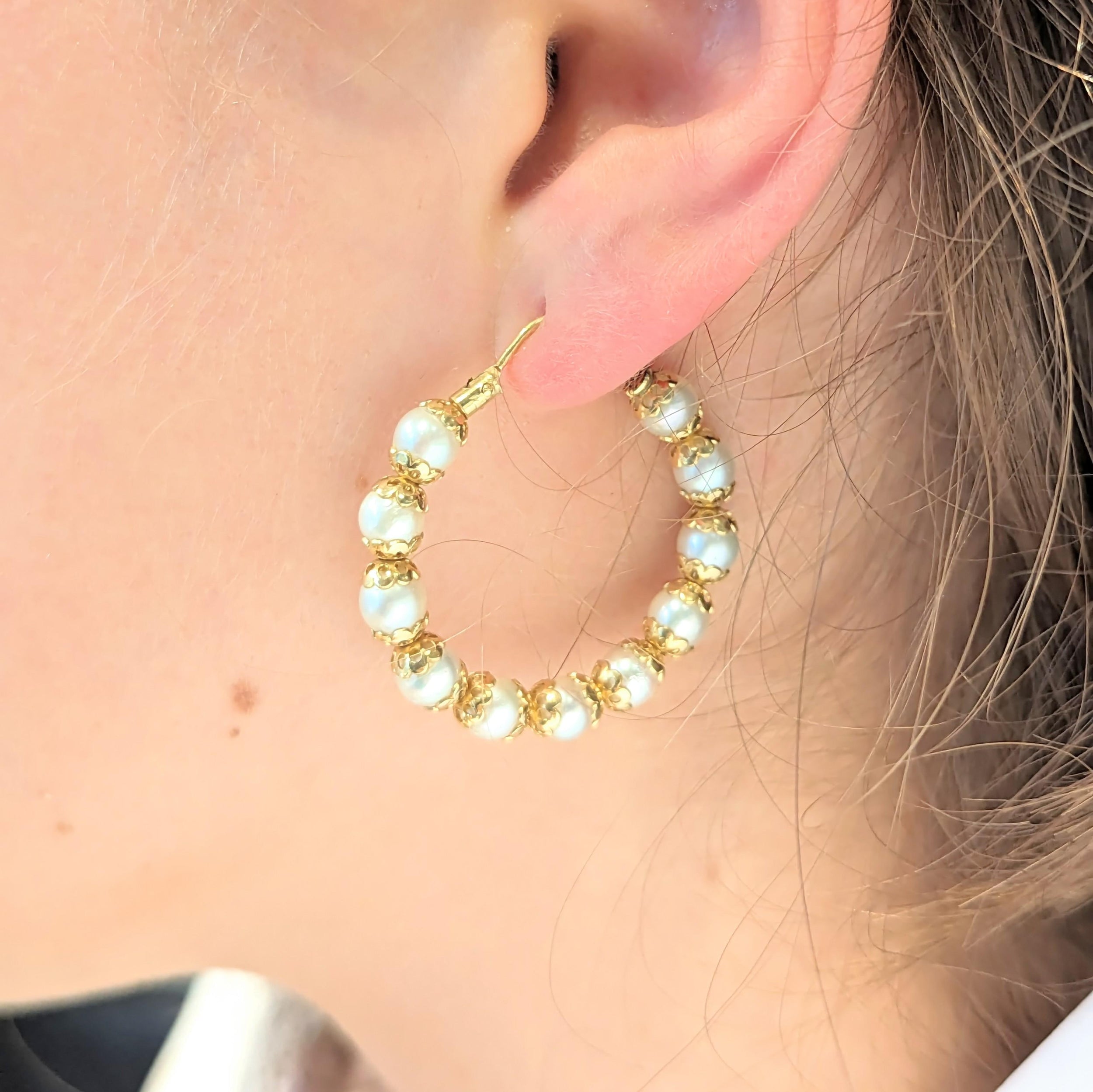 Boucles d'oreilles en or jaune et Perles