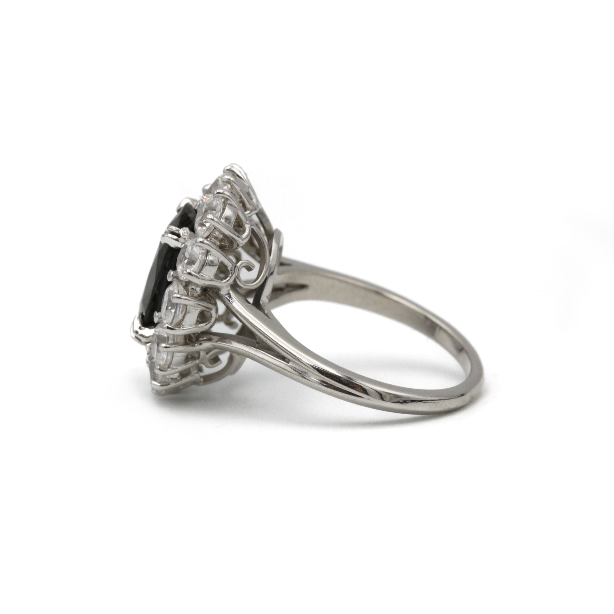 Bague - Or, Diamants & Saphir