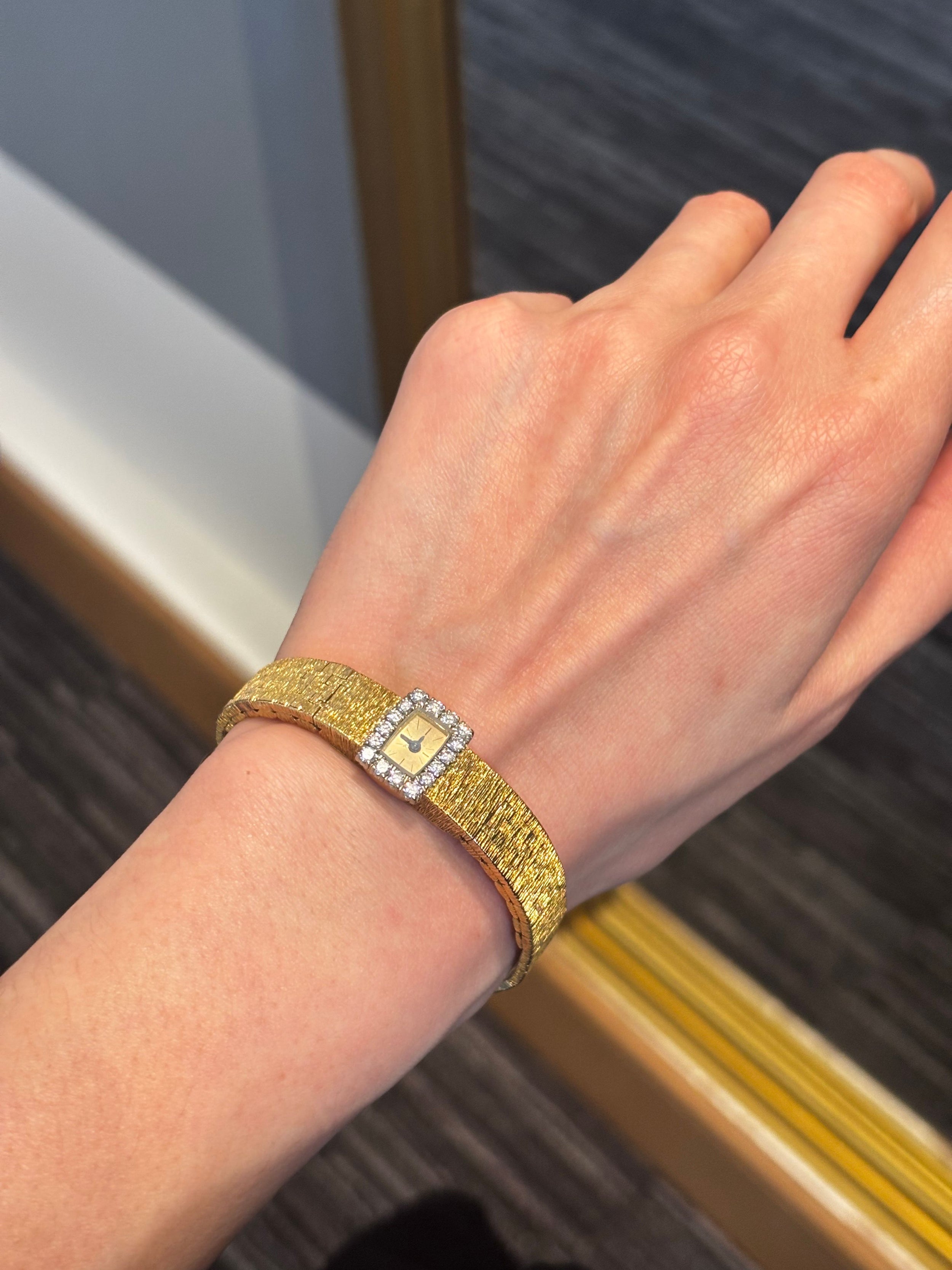 Watch PIAGET in yellow gold and diamonds