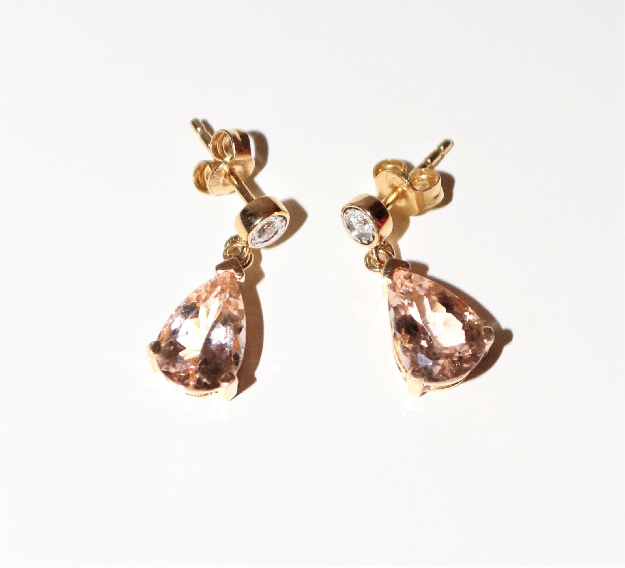 Paire De Boucles d'Oreilles Morganites Et Diamants