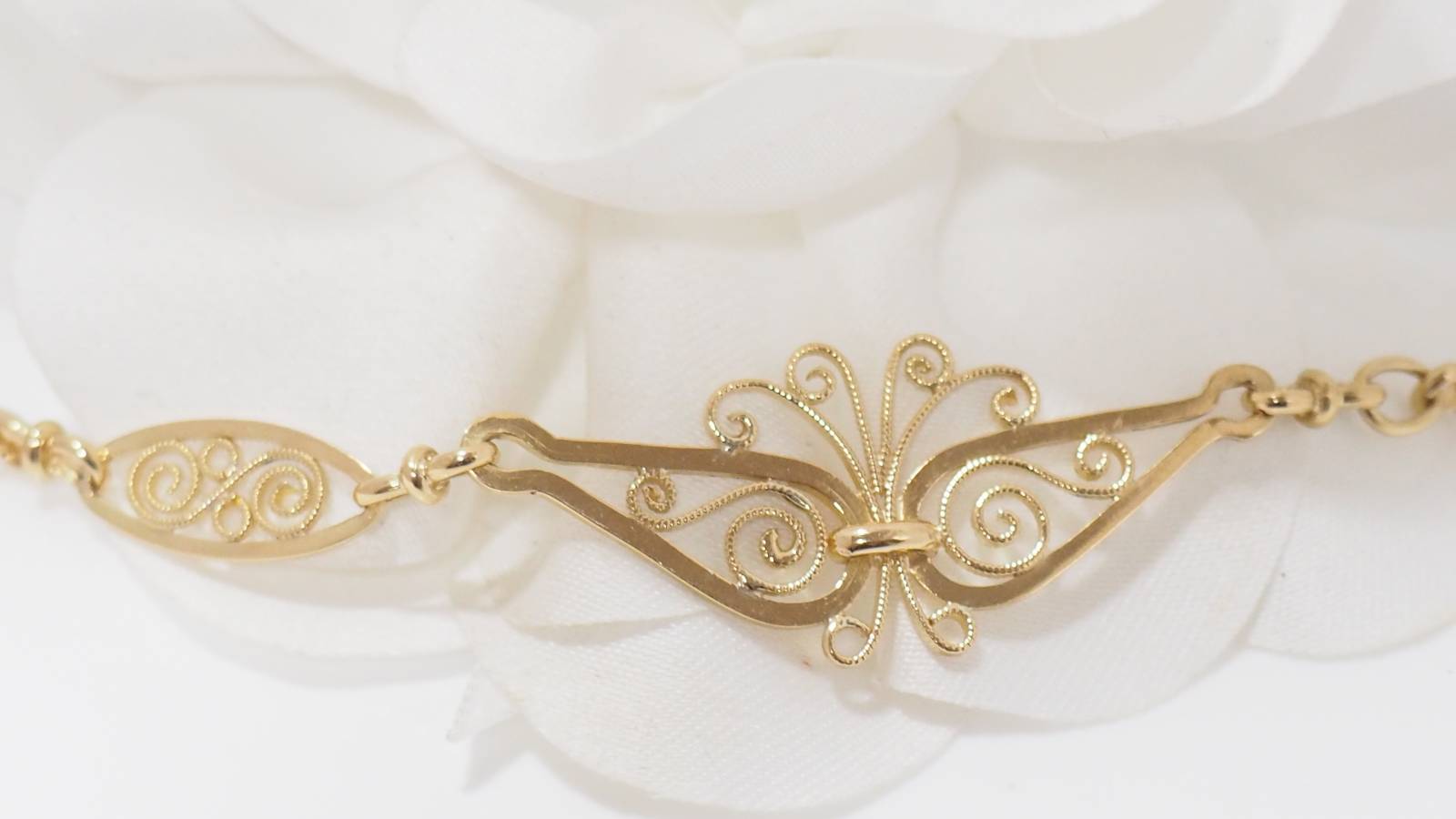 Collier draperie ancien en or jaune