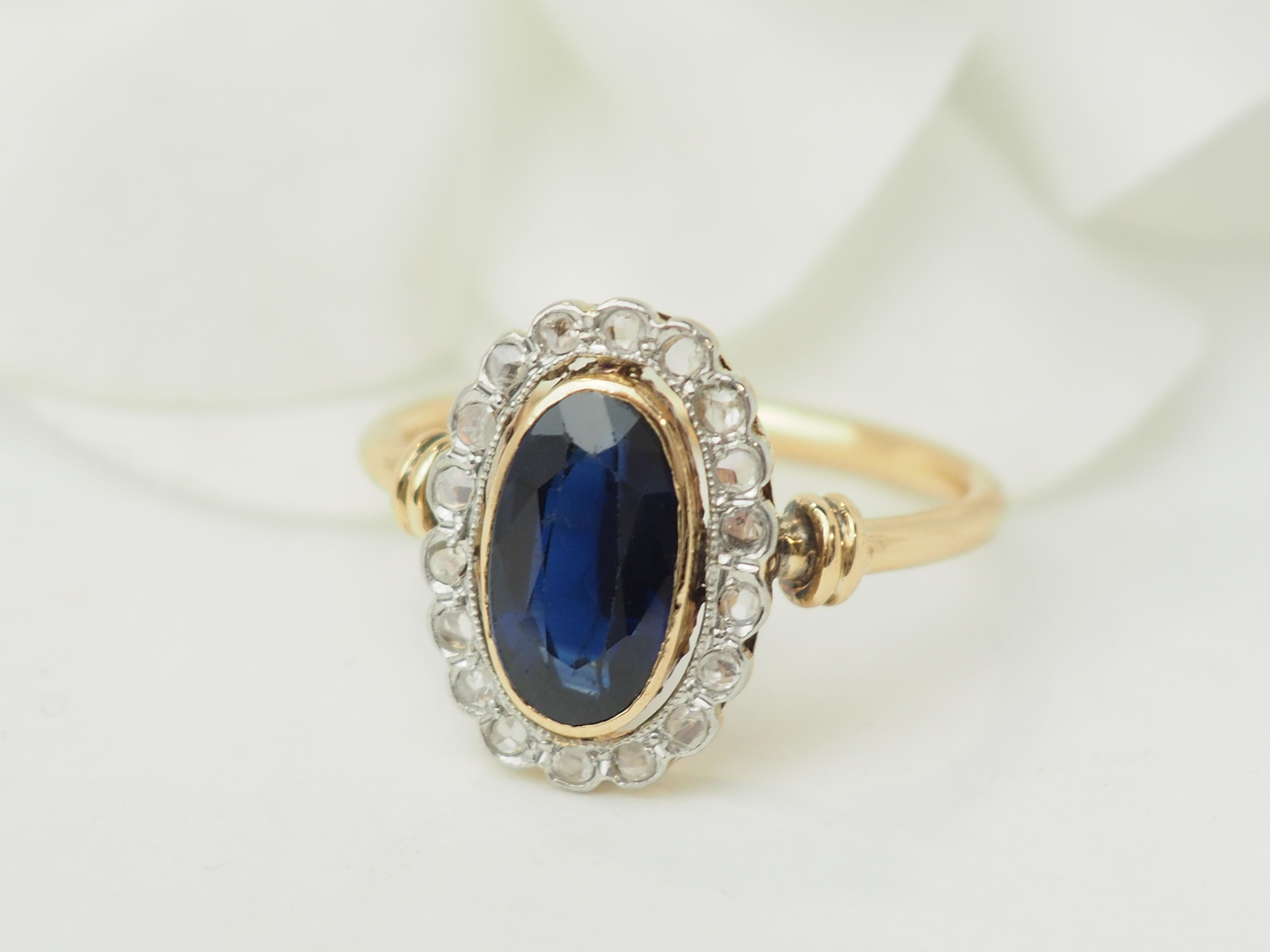 Bague Pompadour en or jaune et diamants