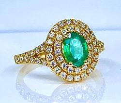 Pompadour ring in yellow gold, emerald and diamonds