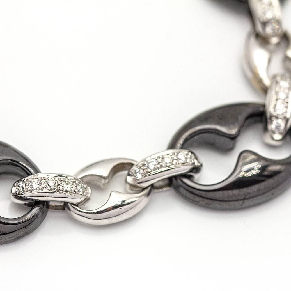 Bracelet en or et céramique noire avec diamants