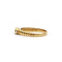 Bague - Or jaune, saphir et diamants
