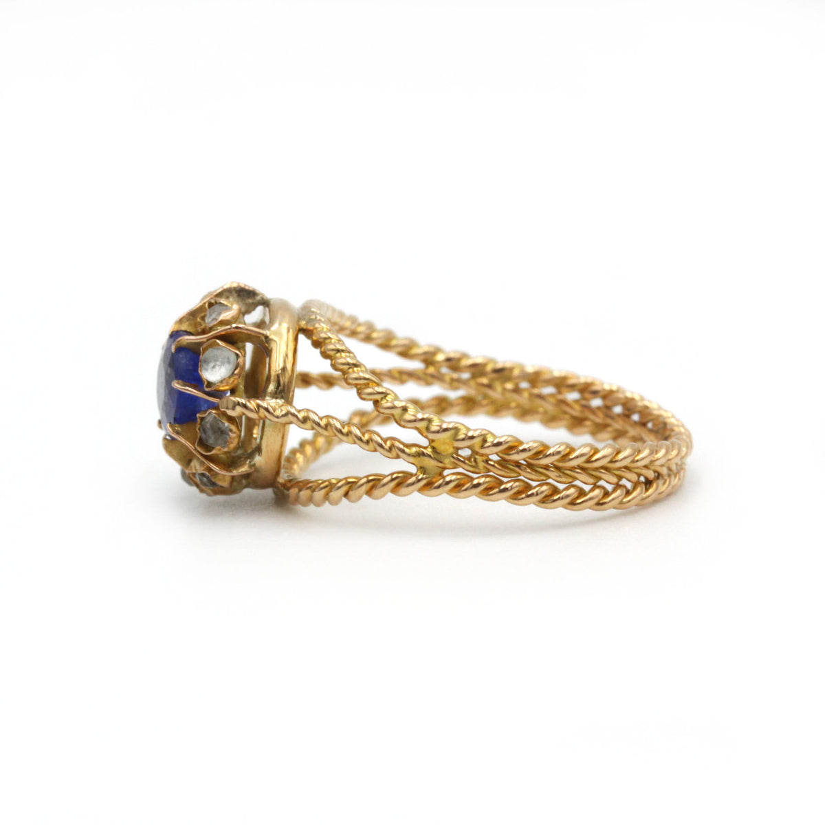Bague - Or jaune, saphir et diamants