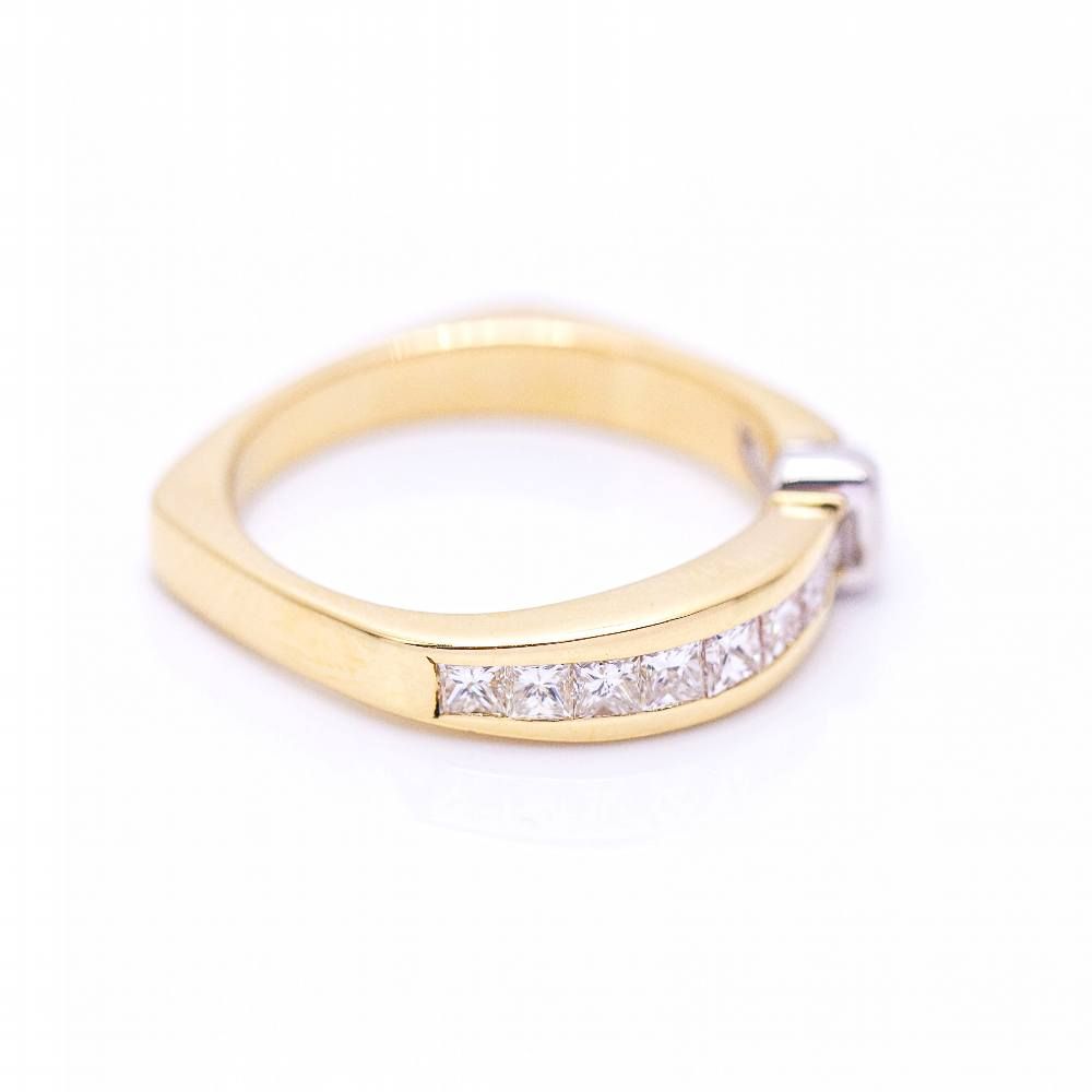 Bague en or, demi-bague en diamant d'occasion