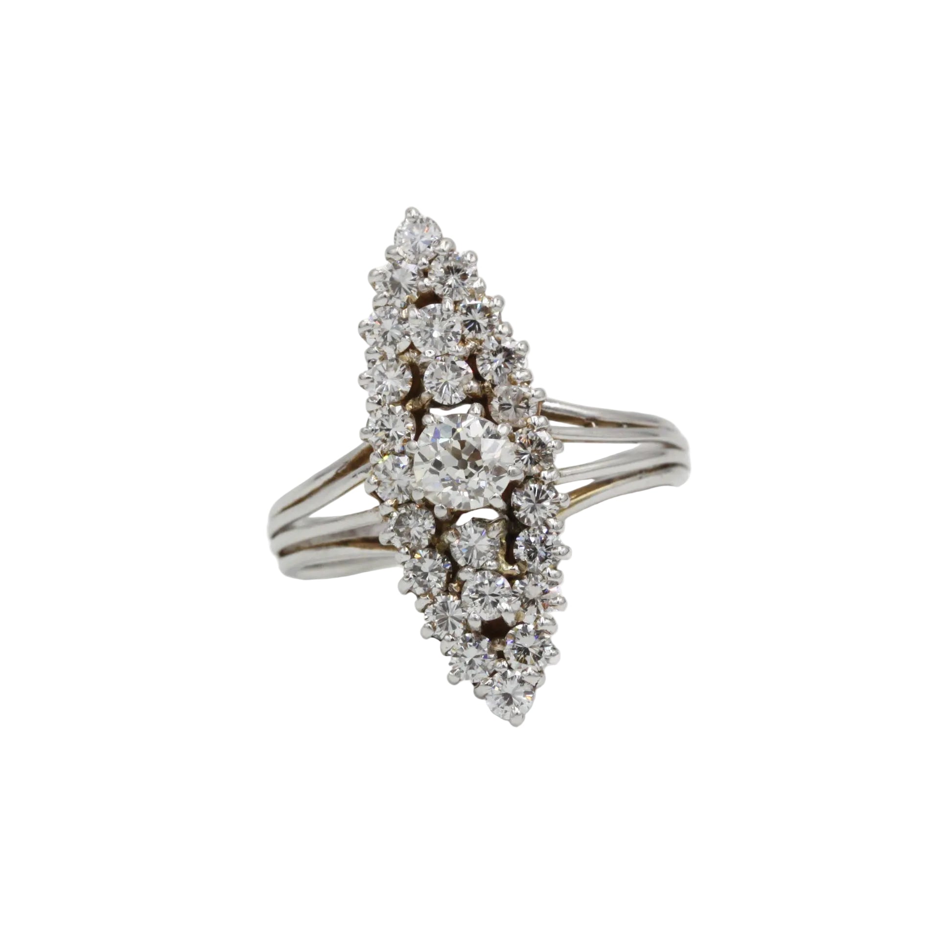 Bague Marquise en or blanc et diamants
