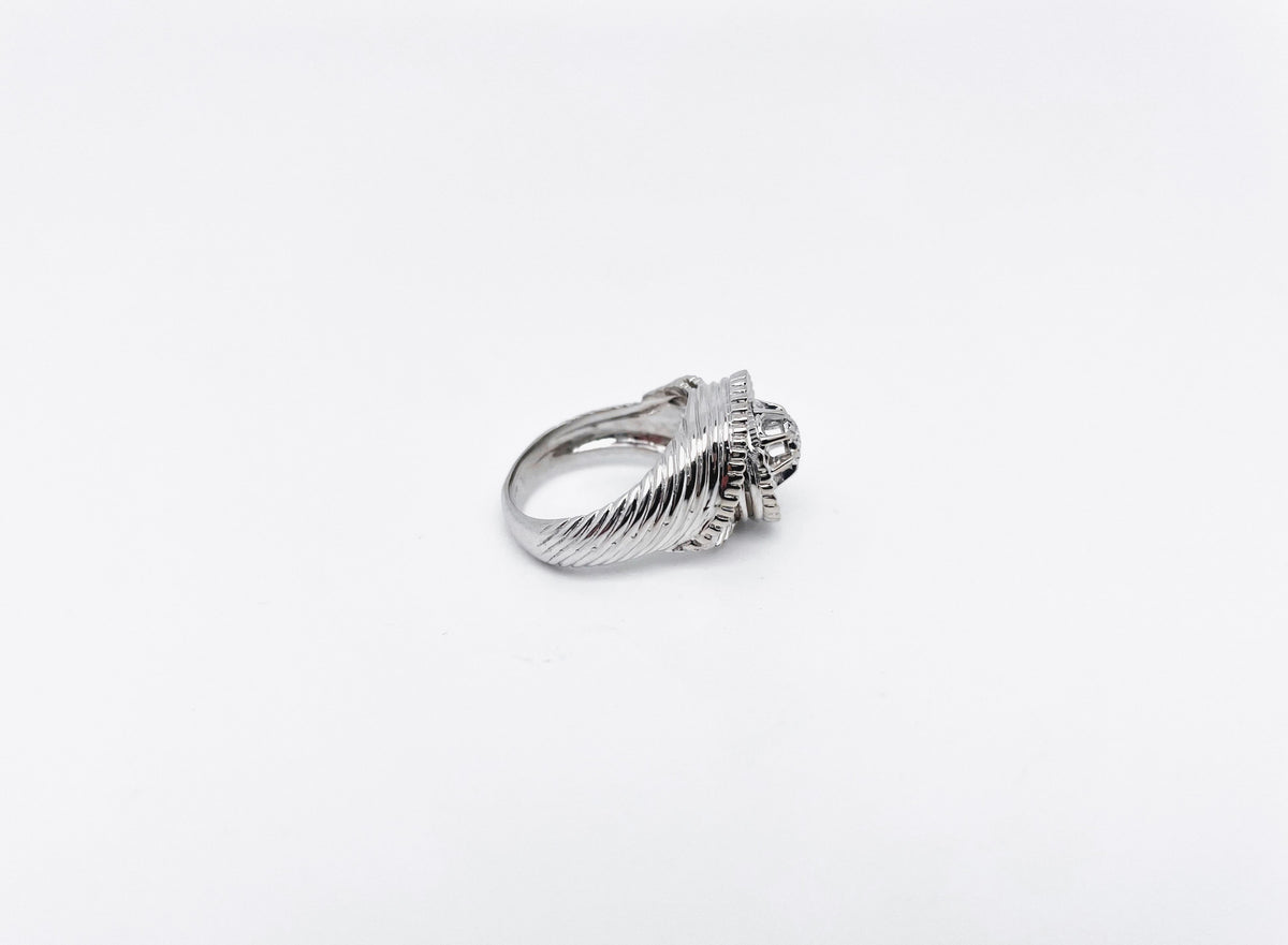 Bague Tourbillon or blanc platine et diamant