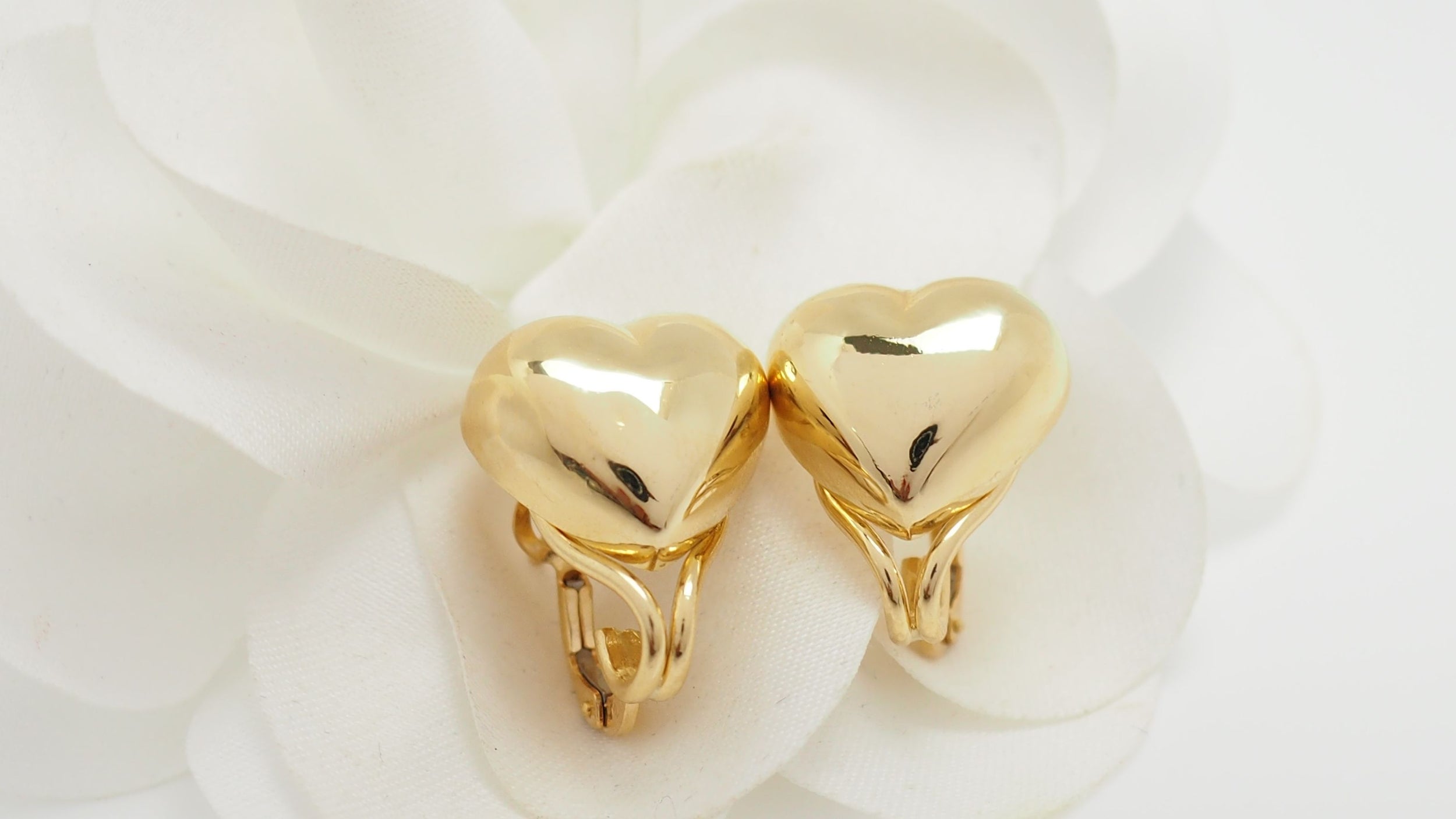 Boucles d'oreilles en or jaune et tourmalines