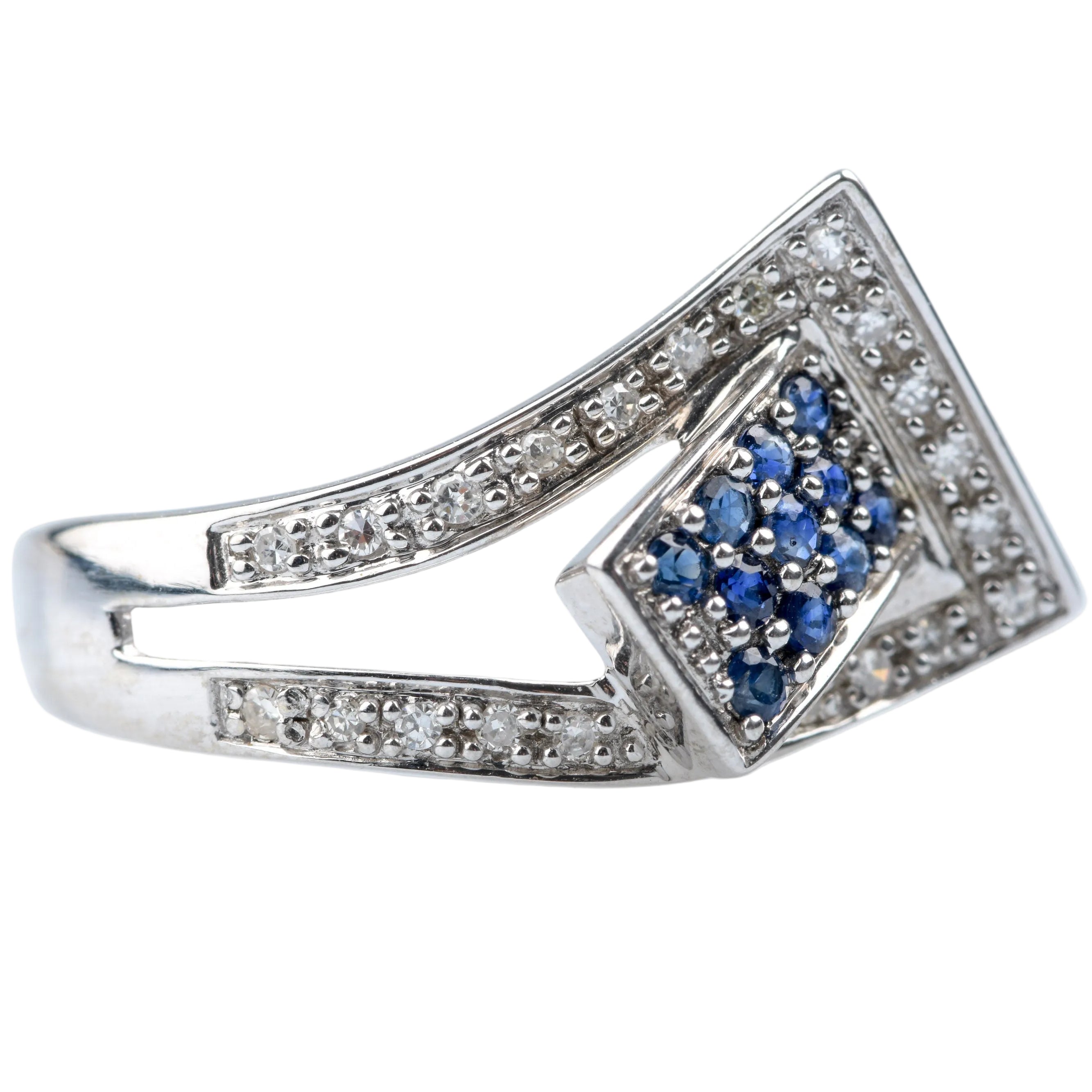 Bague Saphirs et diamants croisée en or jaune