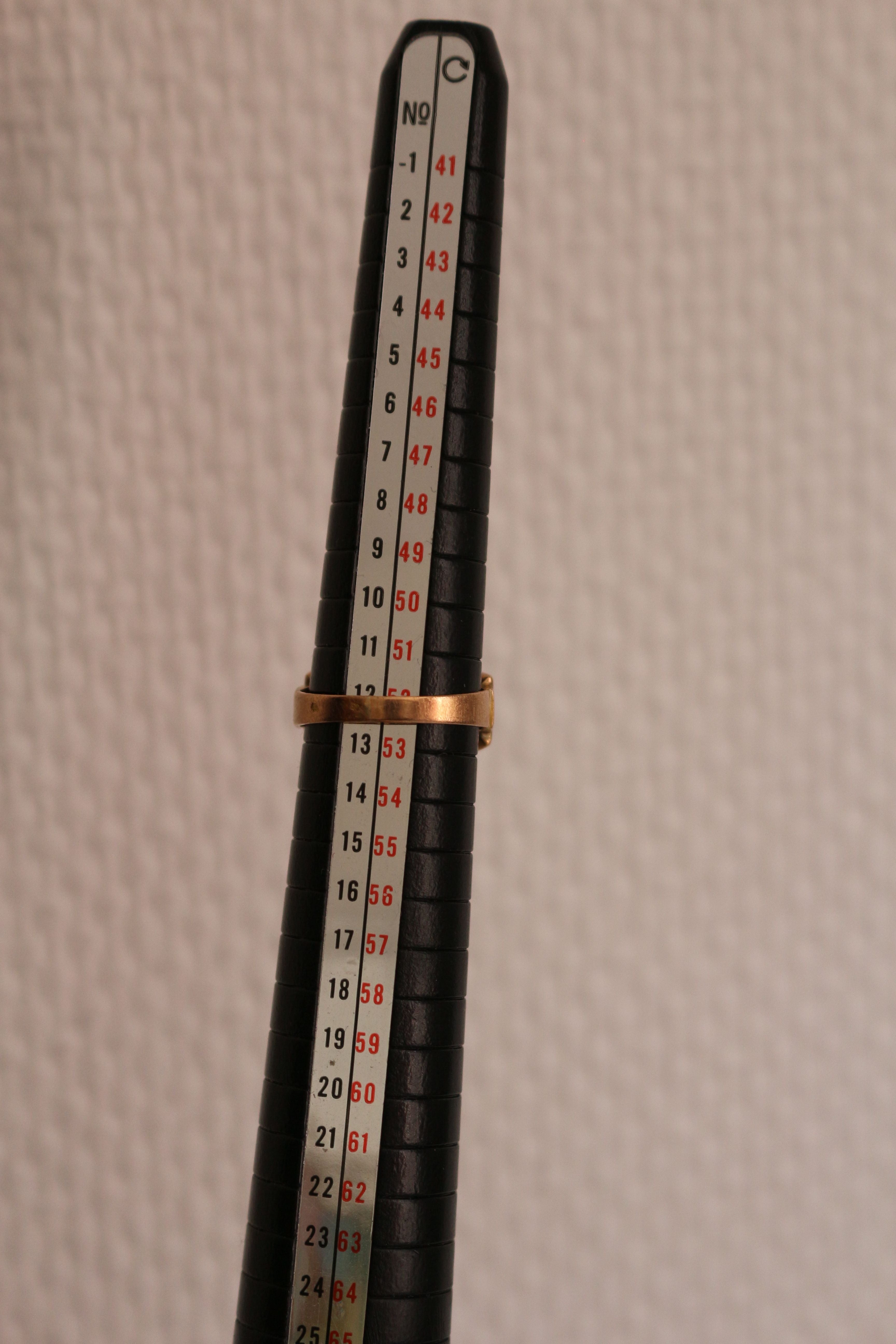 Verneuil Ruby Tank Ring