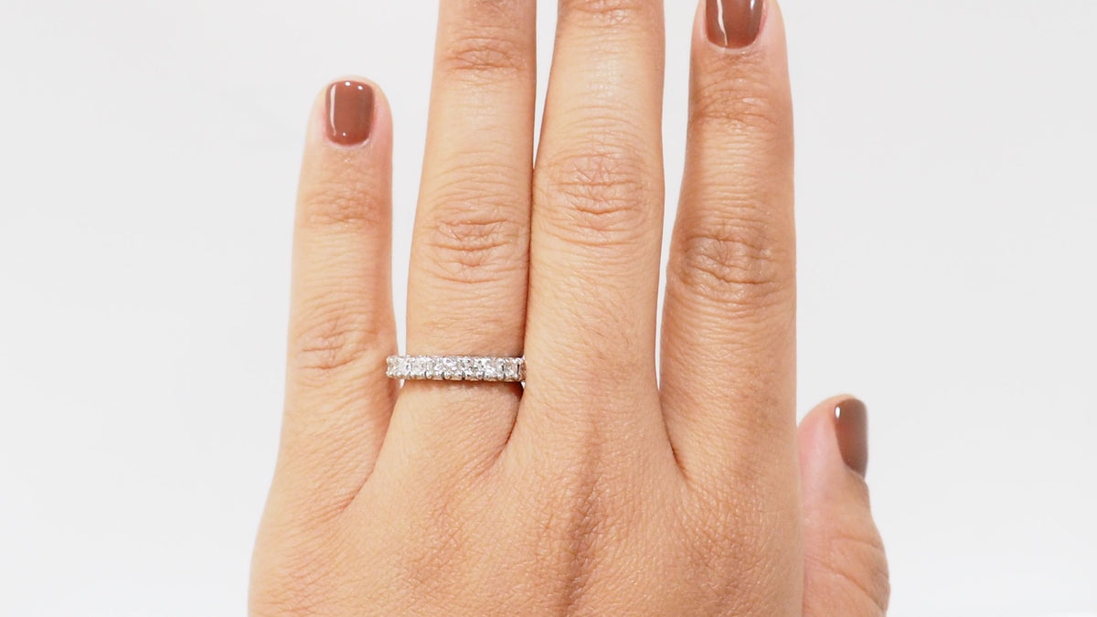 Bague Alliance tour complet en or blanc et diamants 1,20ct