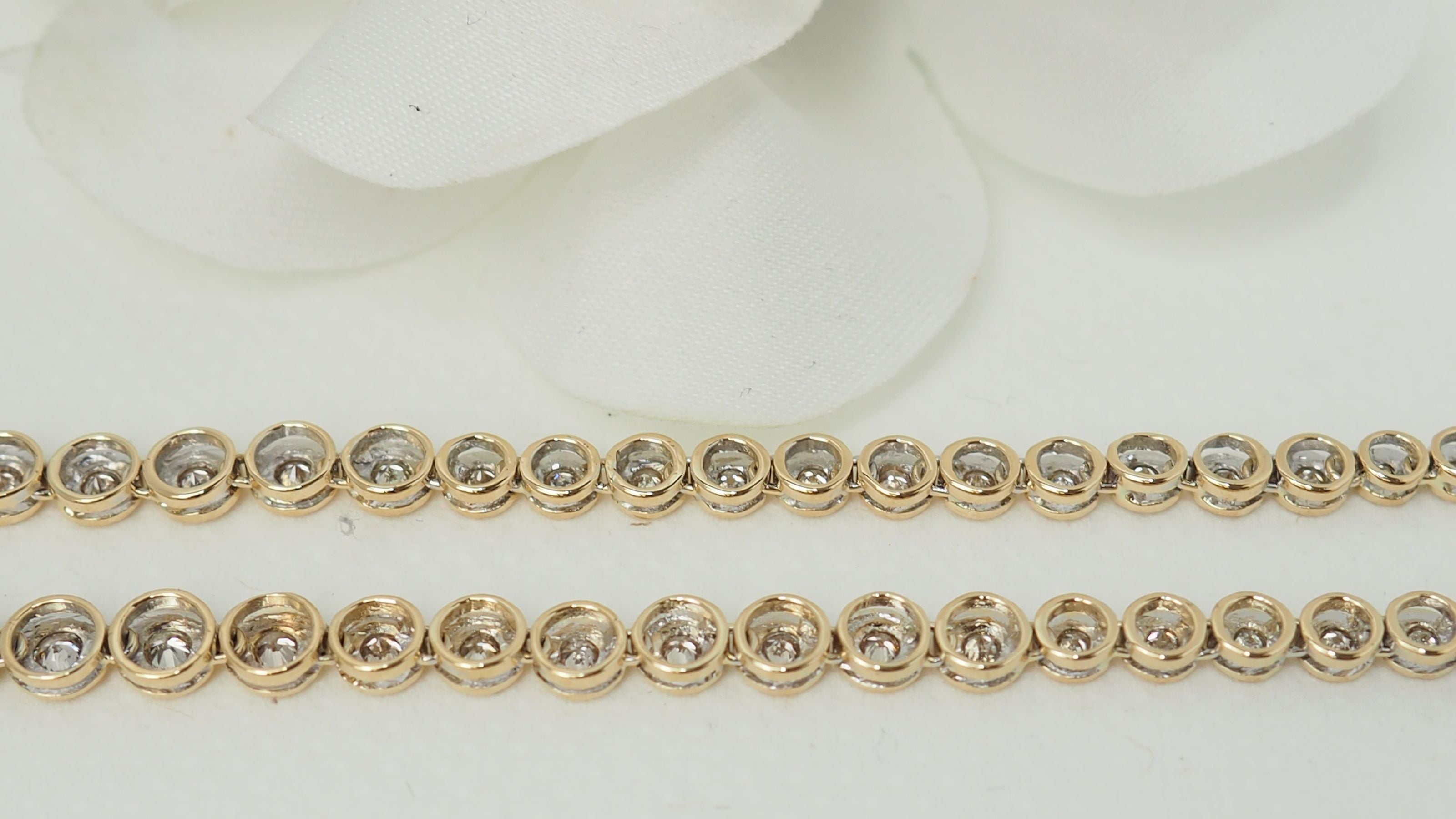 Collier rivière en or jaune et diamants