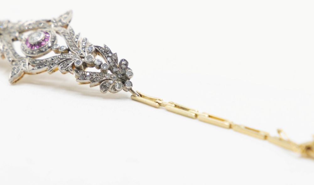 Bracelet Style Néoclassique et Romantique