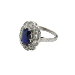 Bague Marguerite en platine, saphir et diamants