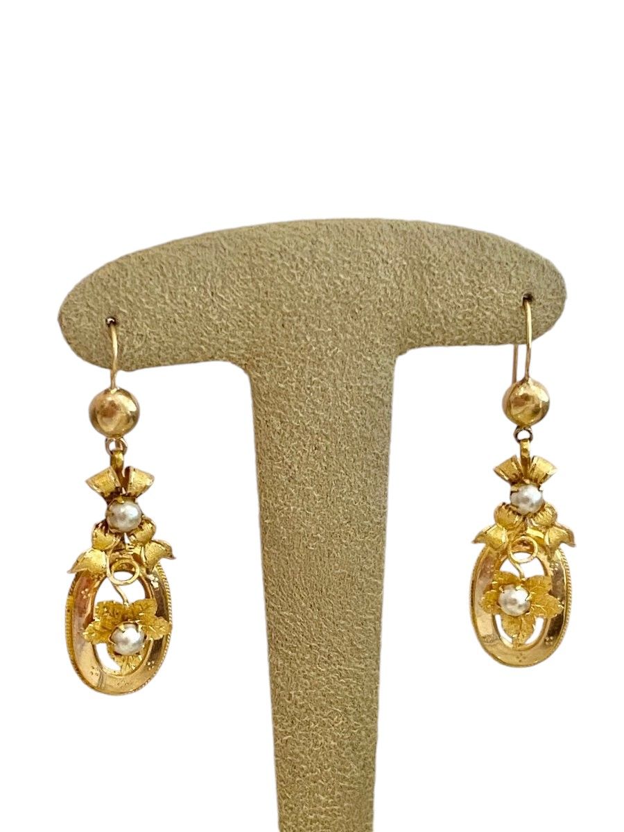 Boucles d'oreilles anciennes en or 18k