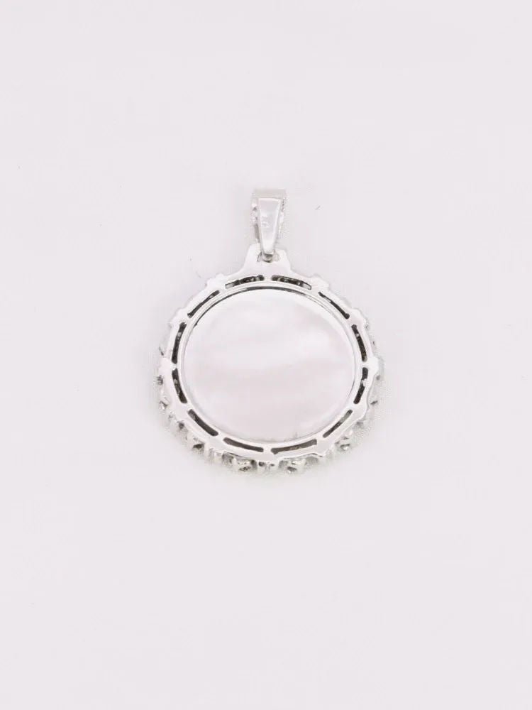 Médaille amour Augis entourage coeurs diamants Plus qu'hier moins que demain or blanc rubis - Castafiore