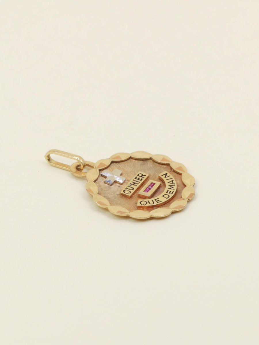 Medaille Amour Augis Plus hier Moins Demain, Ecrin d'origine, New Old Stock - Castafiore