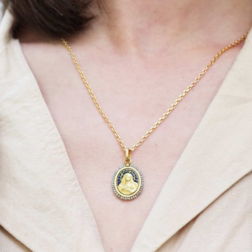Médaille Art Nouveau Vierge Marie en or - Castafiore