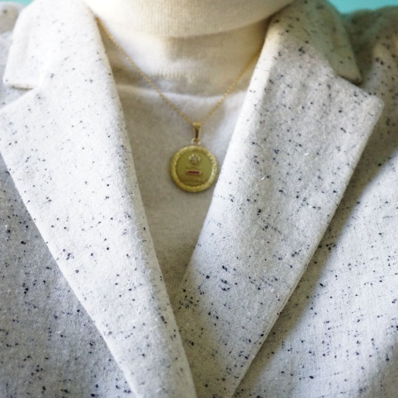 Médaille Augis or Grand Format diamants rubis sunthétiques - Castafiore