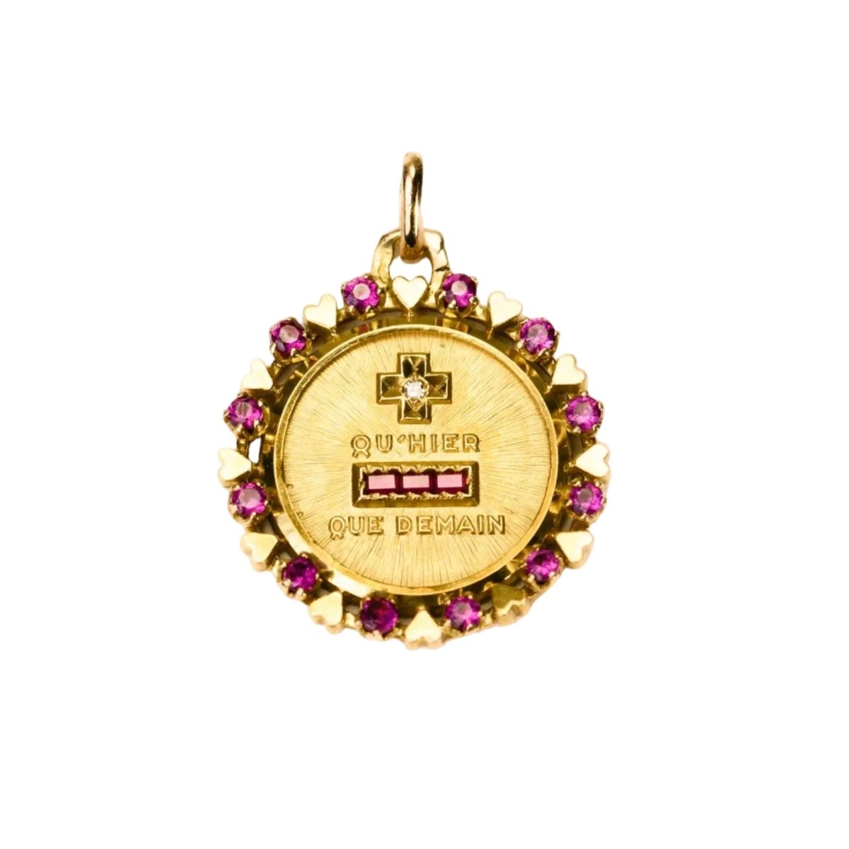 Médaille AUGIS "+ qu'hier - que demain" en or jaune, rubis et diamant - Castafiore
