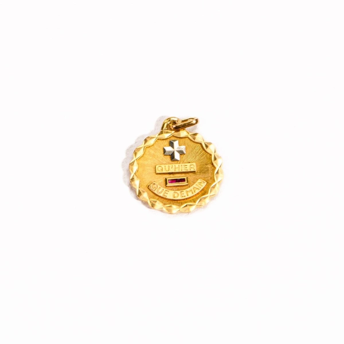 Médaille d'amour AUGIS ronde en or jaune - Castafiore