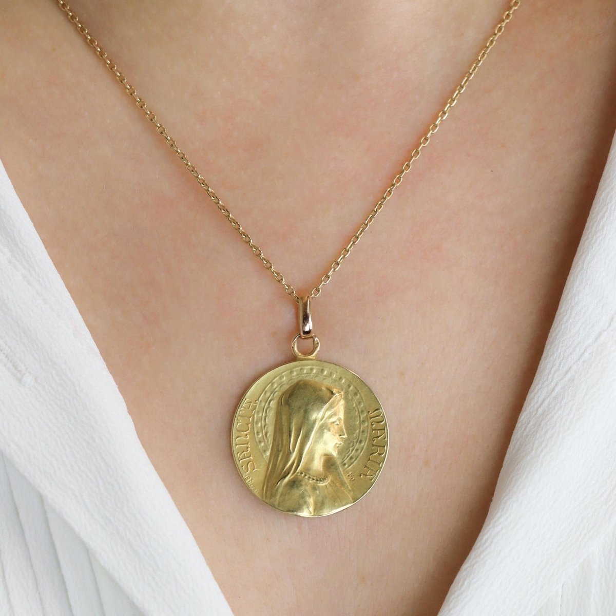 Médaille DROPSY en or jaune - Castafiore