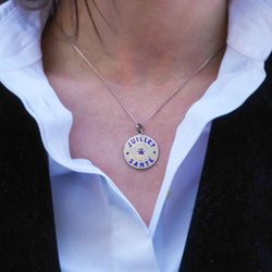 Médaille en argent, émail et rubis - Castafiore