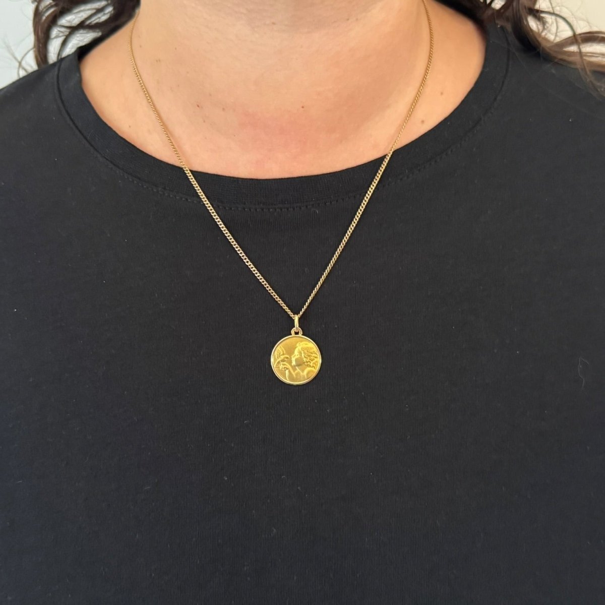 Médaille en or jaune - Castafiore