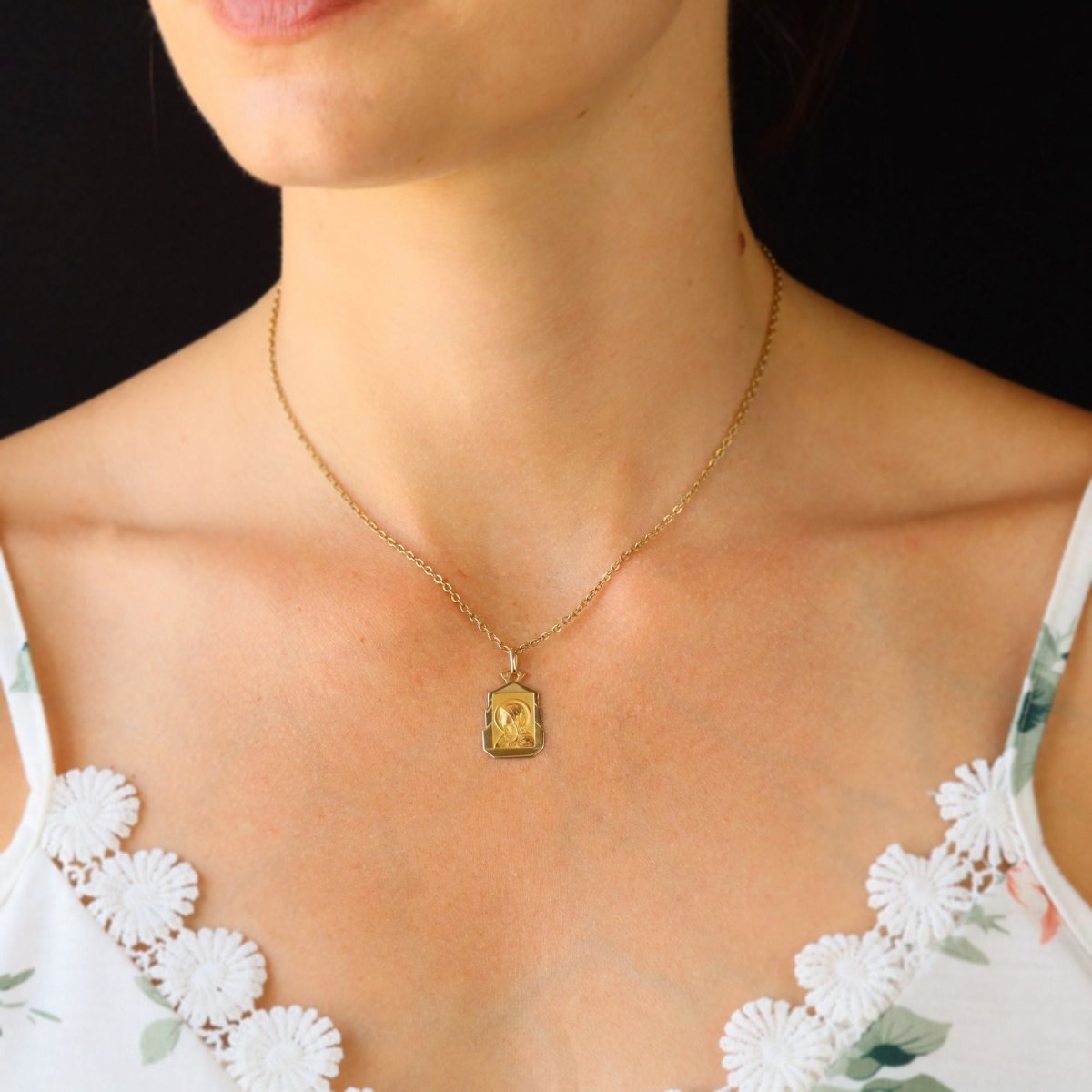 Médaille en or rose - Castafiore
