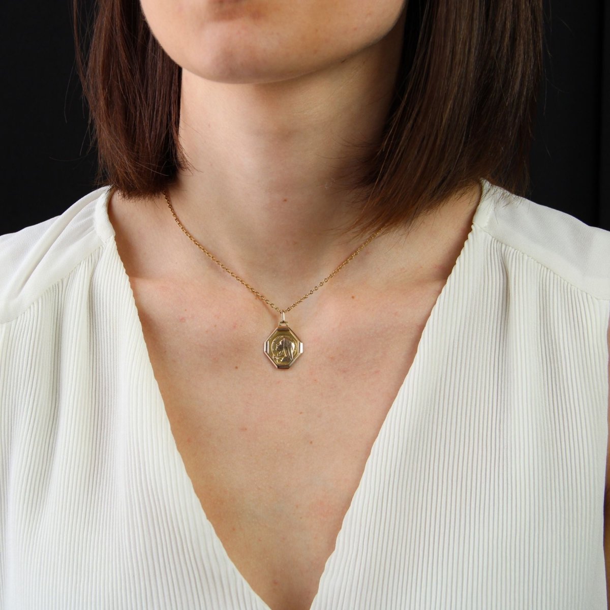 Médaille or rose Sainte Thérèse - Castafiore