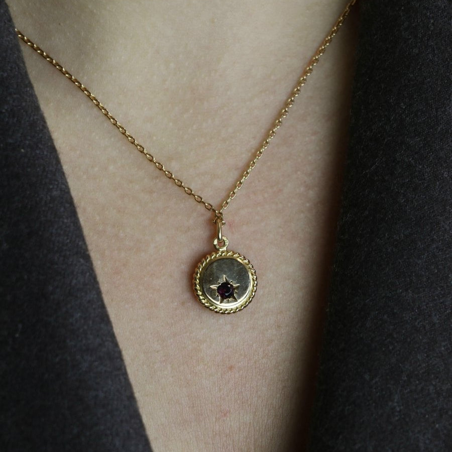 Médaille zodiaque Sagittaire or jaune rubis - Castafiore
