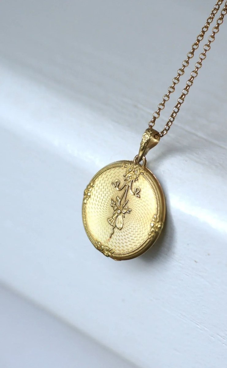 Médaillon Ouvrant Guirlande Or jaune - Castafiore