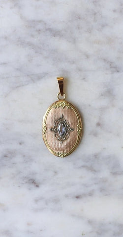 Médaillon ouvrant navette diamant taille rose - Castafiore