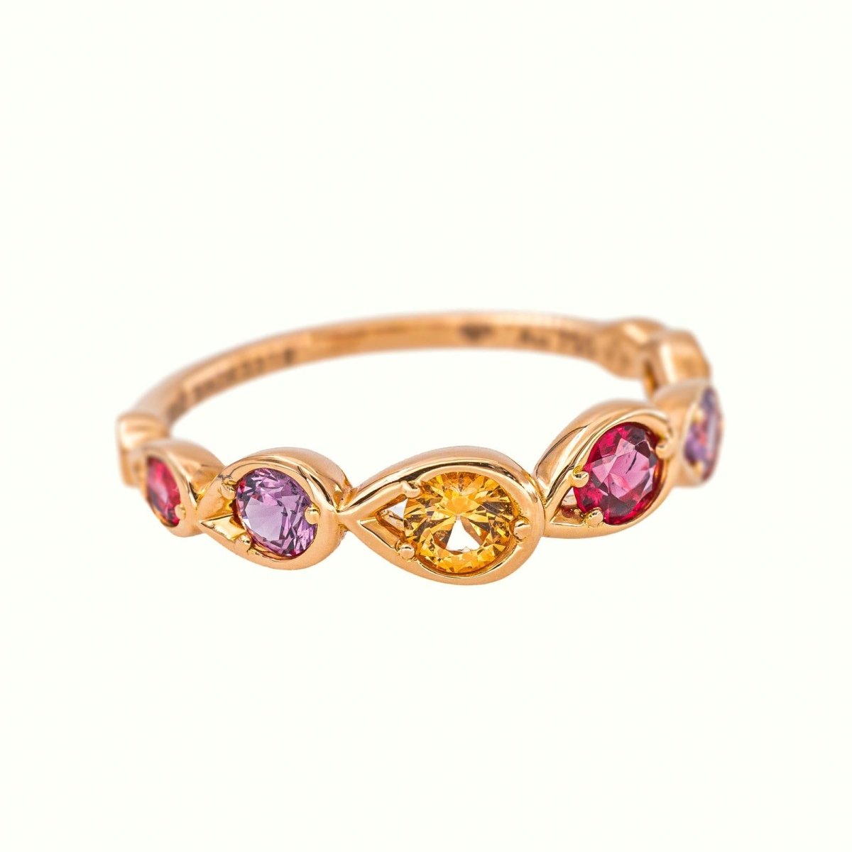 Mellerio Bague Anneau Indra Rose Or rose Saphir - Castafiore