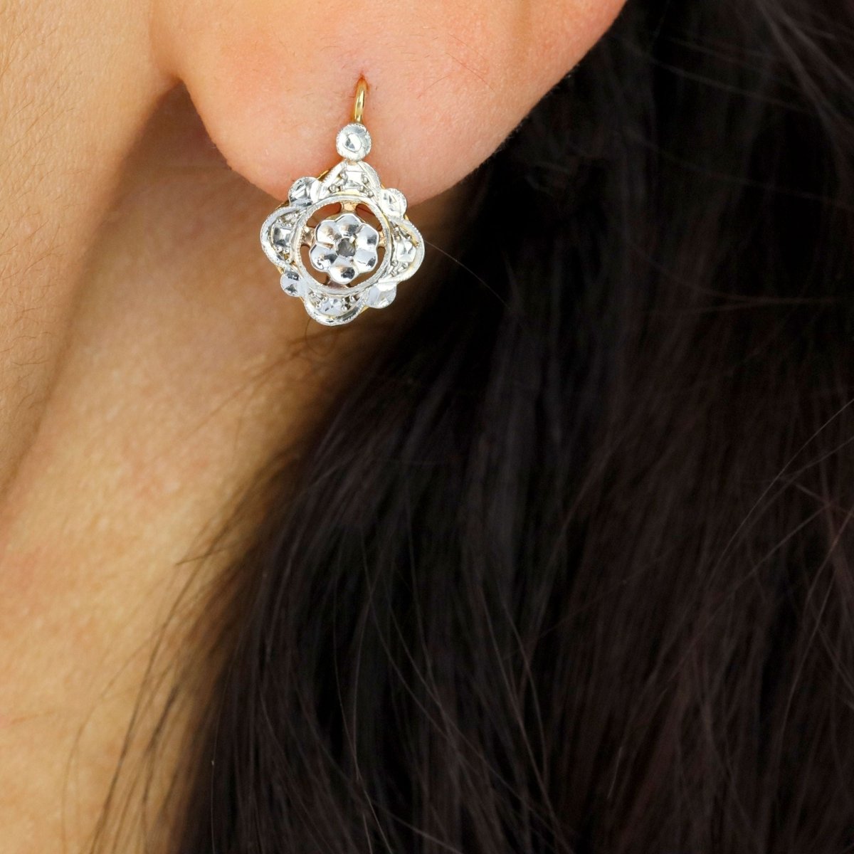 Mono boucle d'oreilles Dormeuse en or blanc, or jaune et diamants - Castafiore