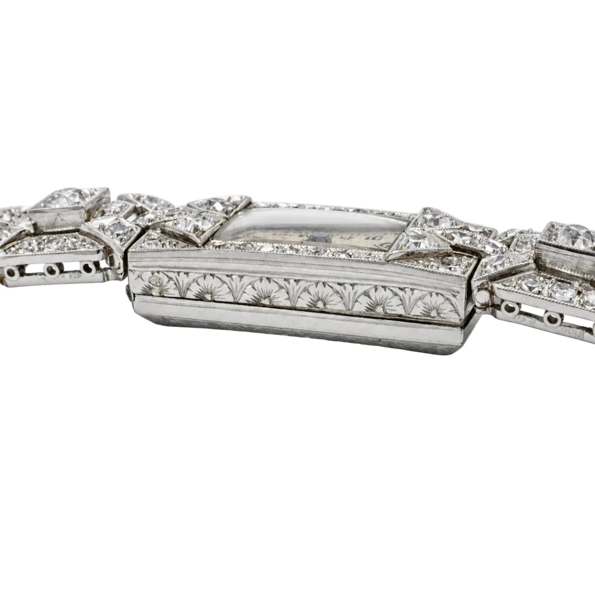 Montre Art Déco en platine et diamants - Castafiore