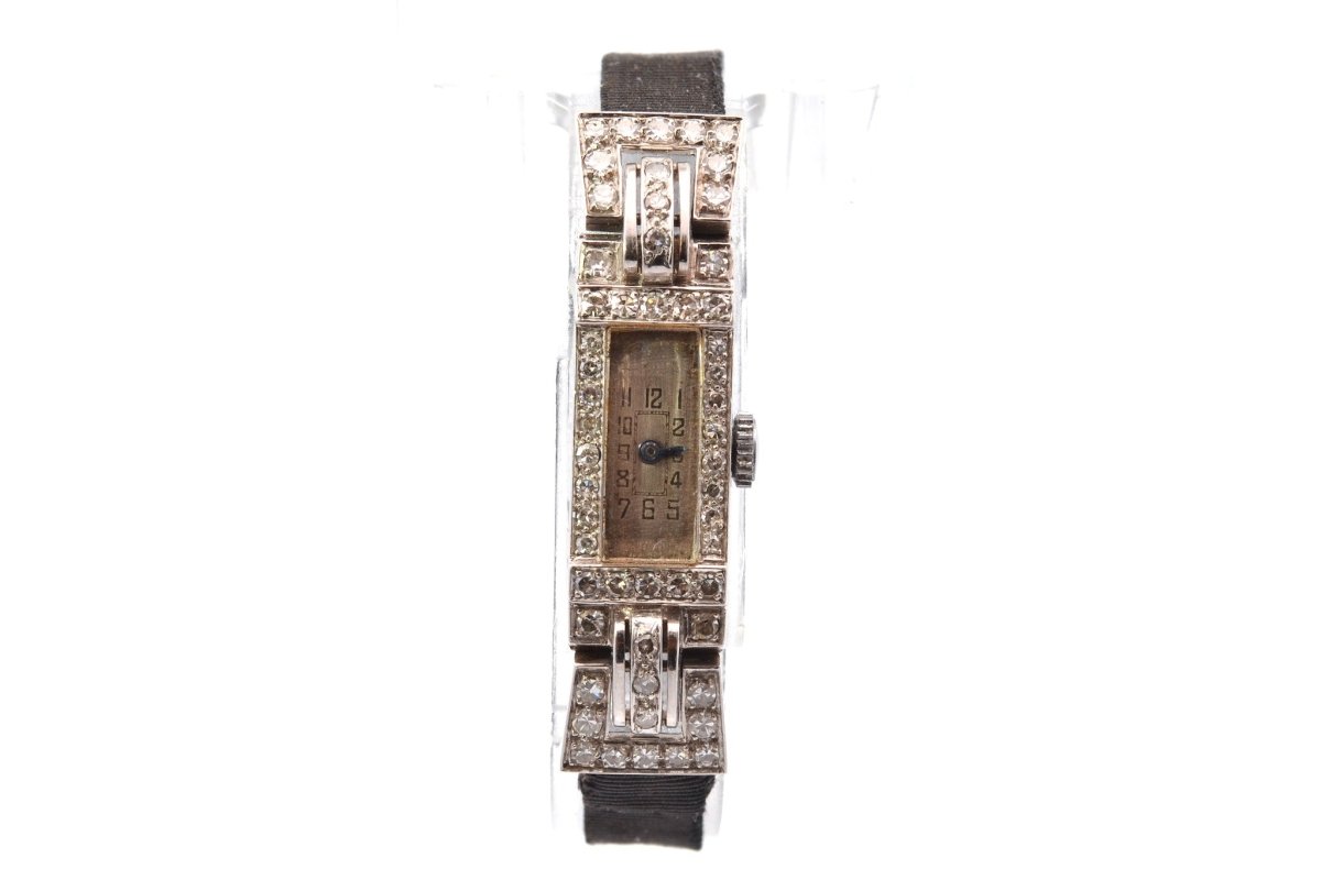 Montre art déco en platine et diamants - Castafiore