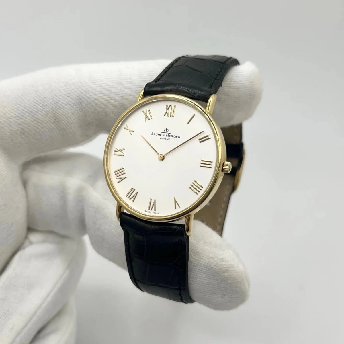 Montre BAUME & MERCIER "Classima" en or jaune, acier et cuir - Castafiore