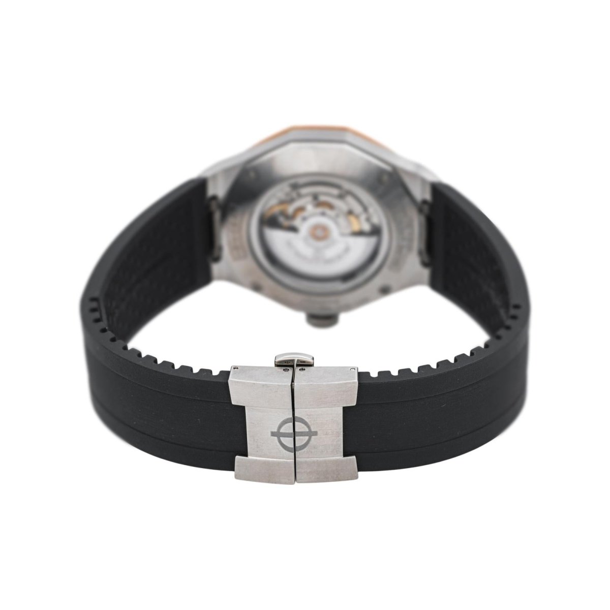 Montre BAUME & MERCIER "Riviera" en acier, titane et caoutchouc - Castafiore
