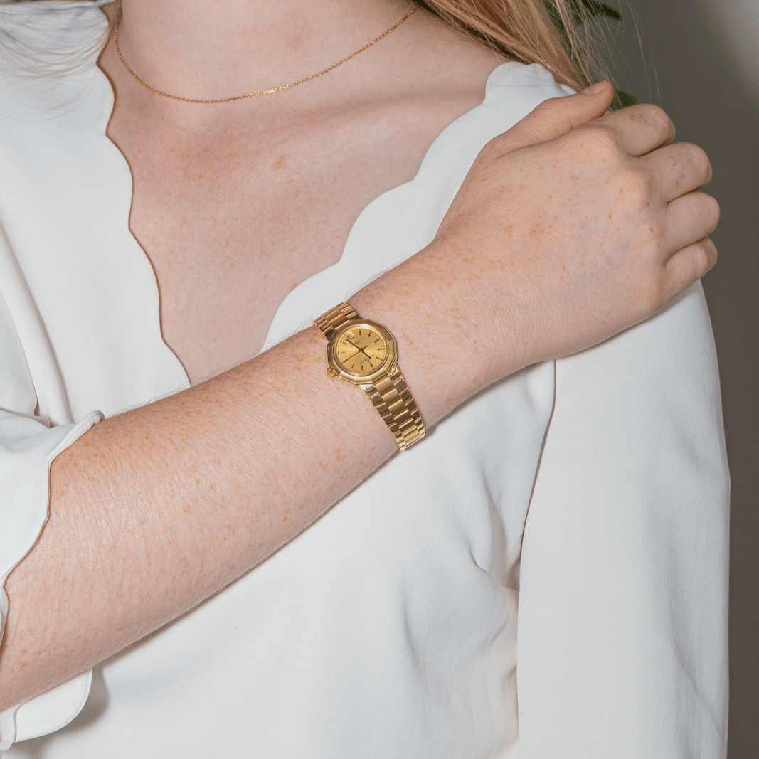 Montre BAUME & MERCIER "Riviera" en or jaune et quartz - Castafiore