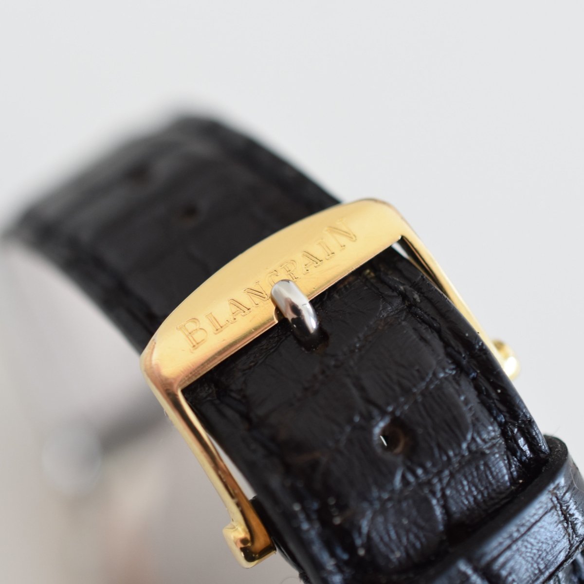 Montre BLANCPAIN "Villeret" en or jaune, acier et cuir - Castafiore